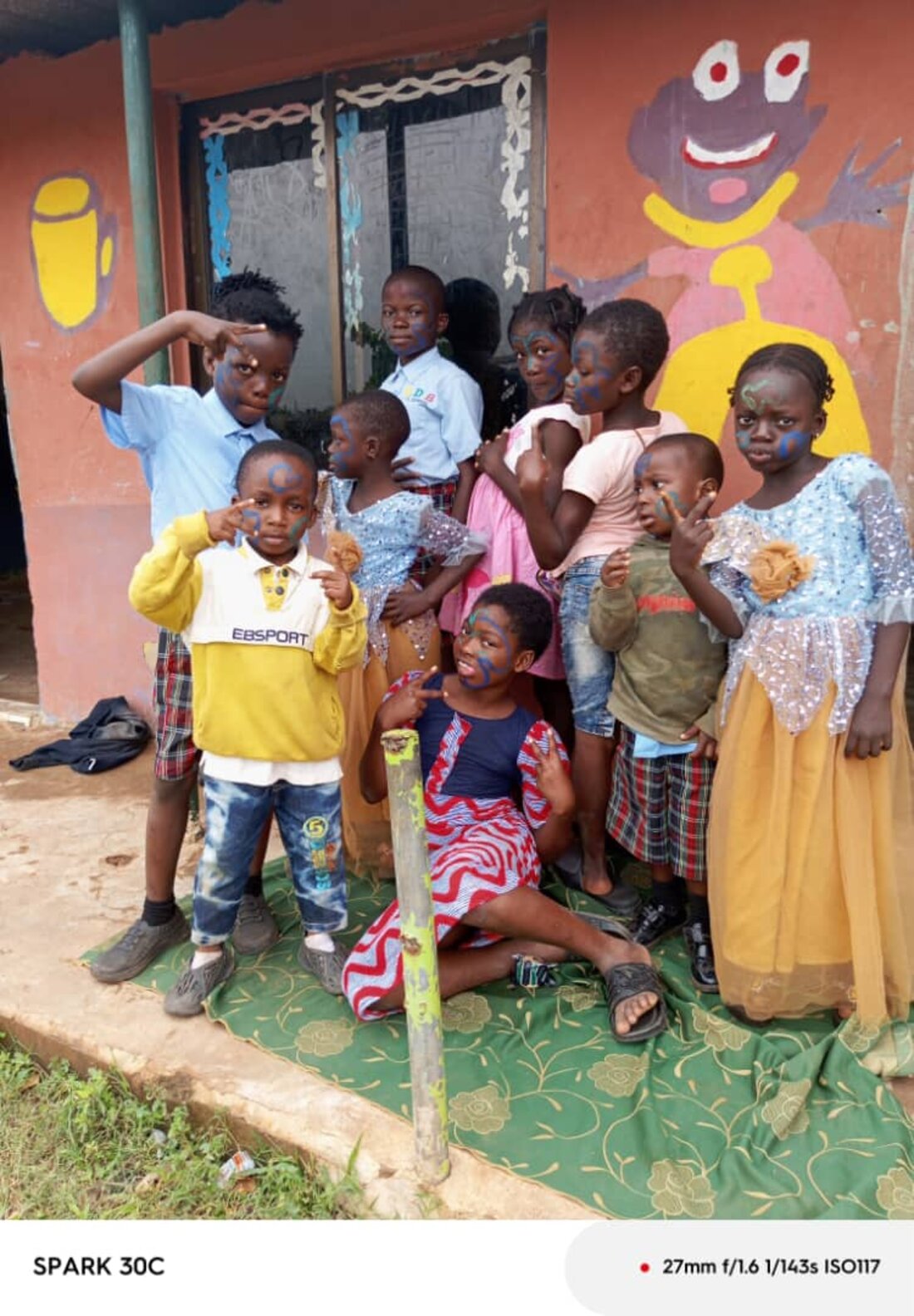 Adetola pupils dressed up for cultural day